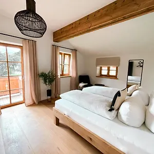  Ferienhaus Pur - Doppelhaushälfte Im Idyllischen Deutschland